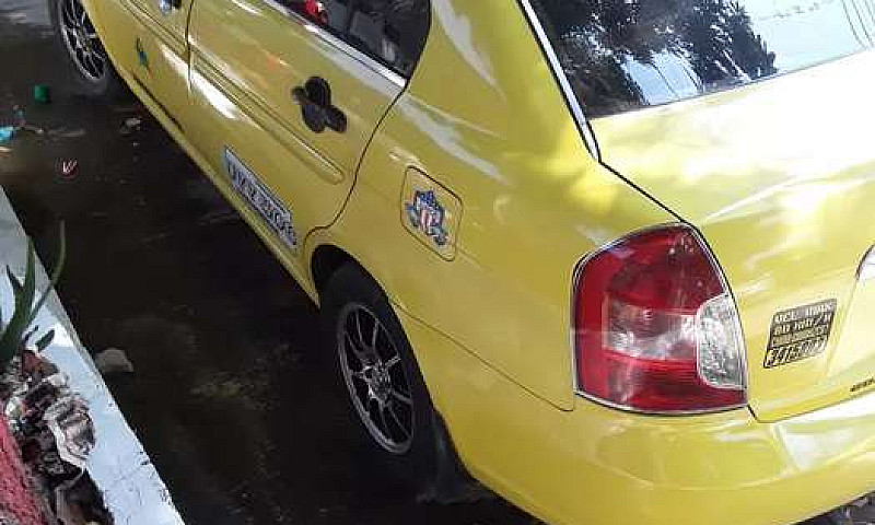 Vendo Taxi Hyundai V...
