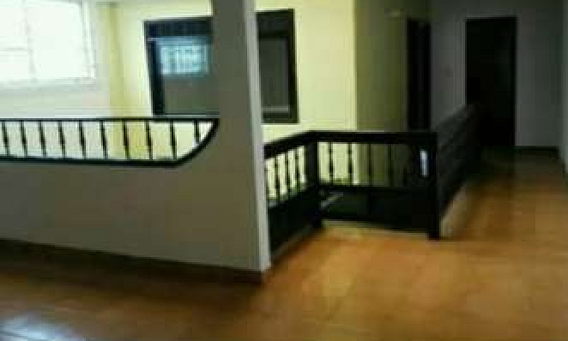 Hermosa Casa En El B...