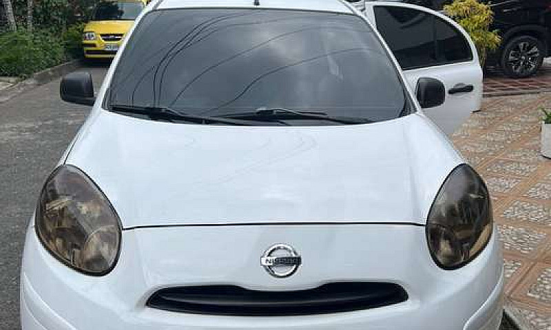 Espectacular Nissan ...