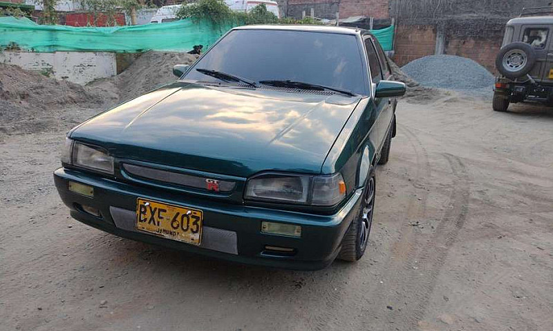 Mazda 323 Coupe Seri...