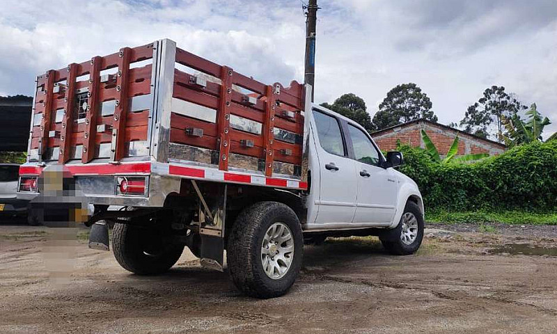 Camioneta Doble Cabi...