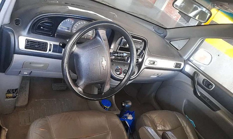 Chevrolet Vivant 2.0...