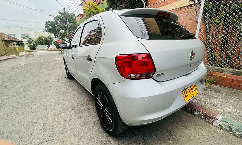 Volkswagen Gol 2015...