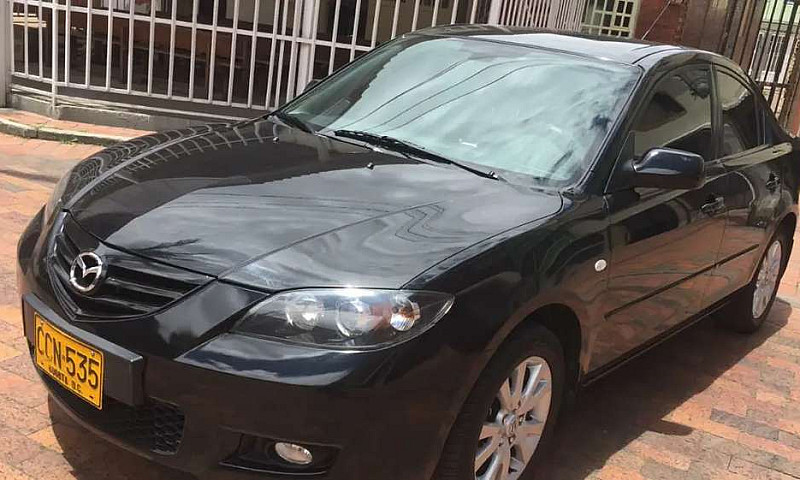Excelente Mazda 3...