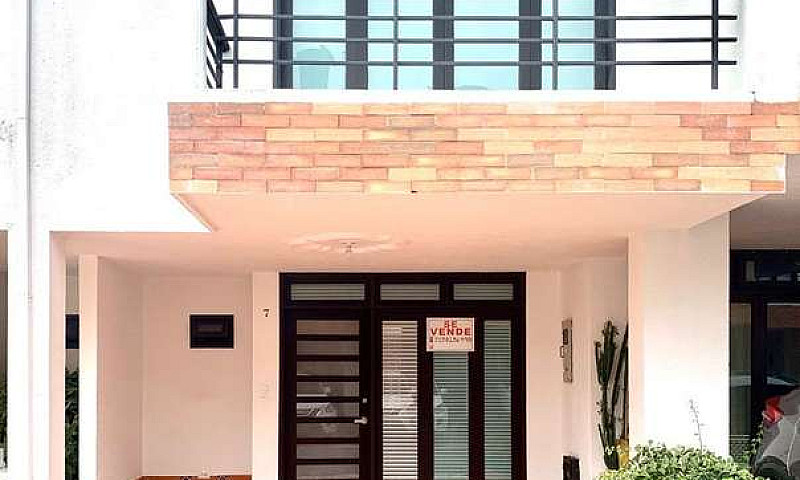 Casa Conjunto Santan...