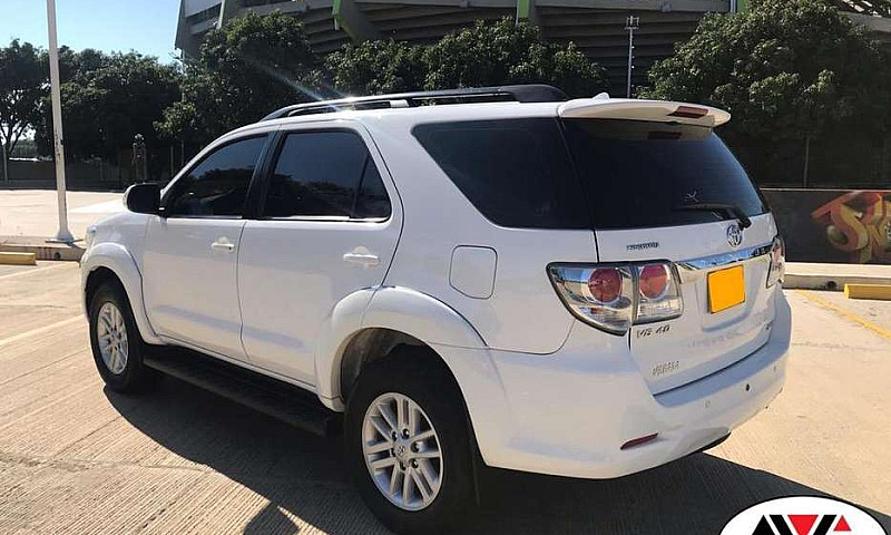 Toyota Fortuner 2014...