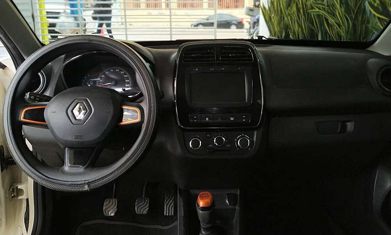 Kwid Outsider 2020...