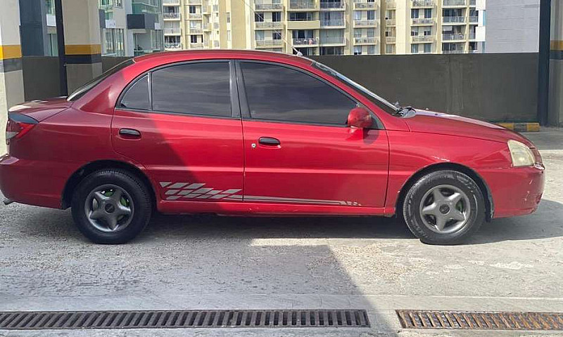 Kia Stylus 2011...