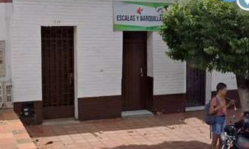 Se Vende Casa Negoci...