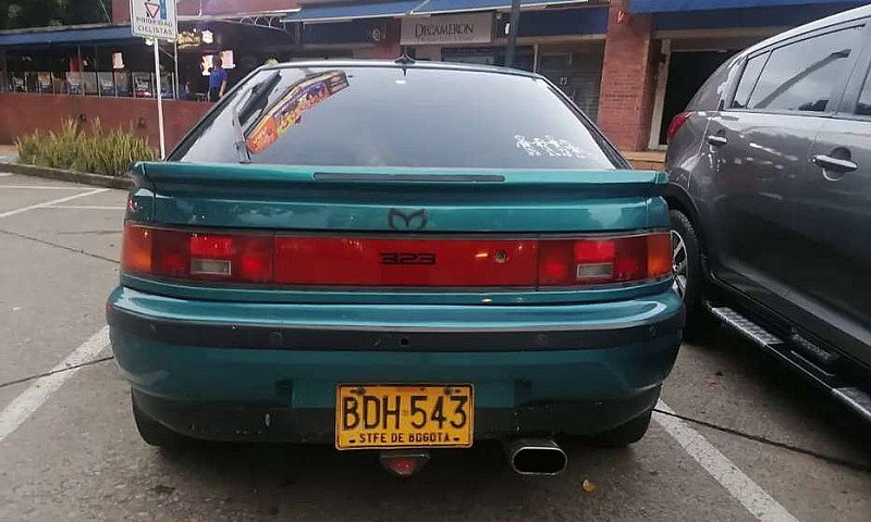 Mazda Astina  1994...