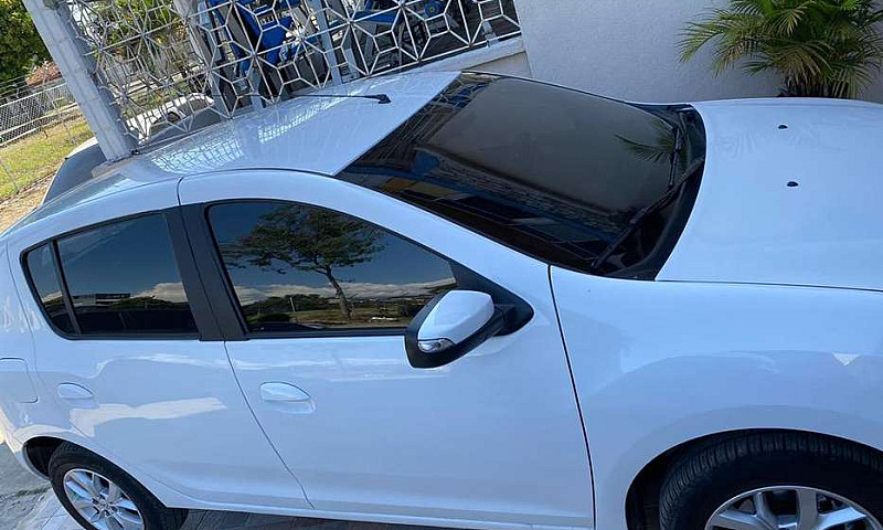 Renault Sandero 2017...