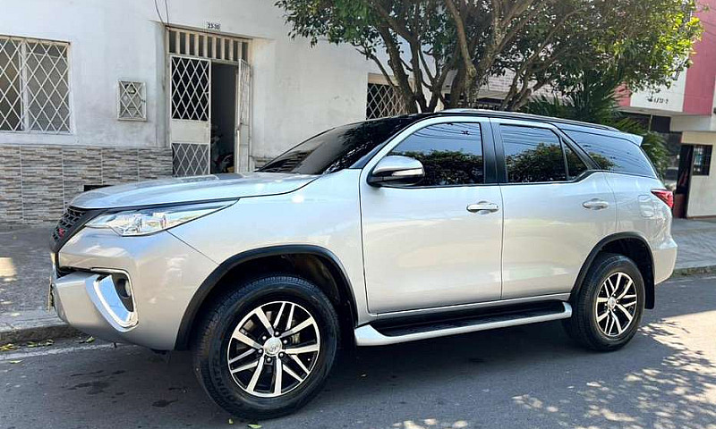 Se Vende Fortuner 20...