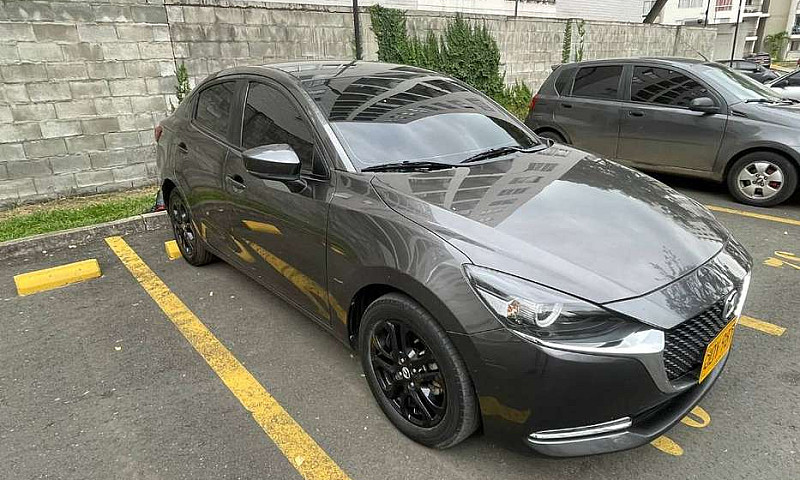 Mazda 2 Grand Tourin...
