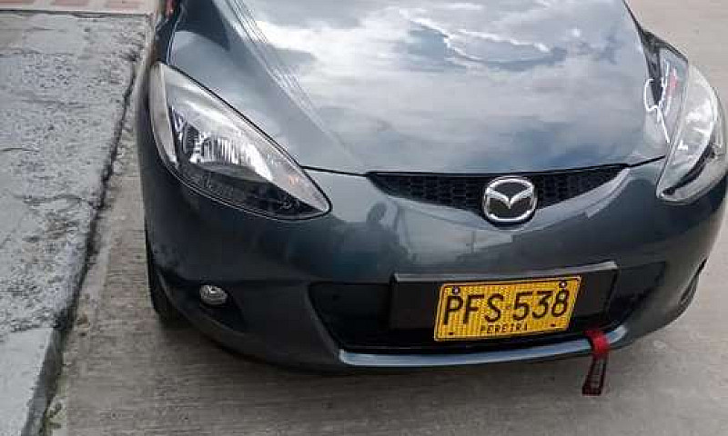 Mazda 2, Mod 2011...