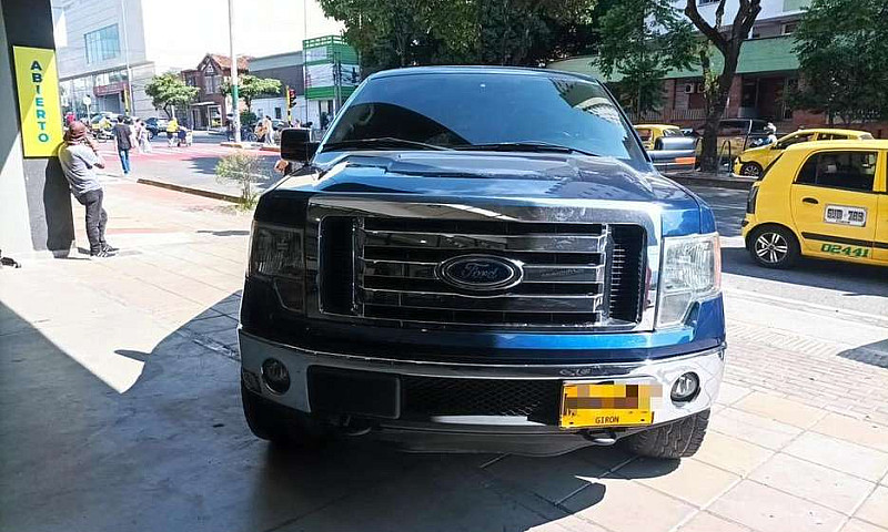 Ford F150 Xlt...