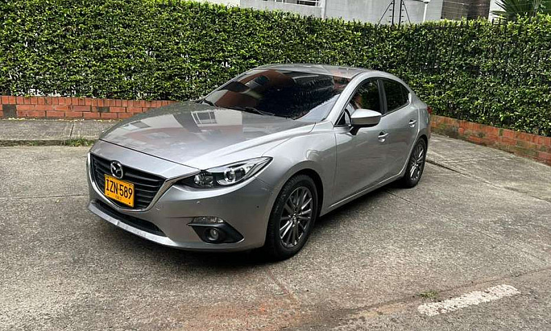 Mazda 3 Touring 2017...