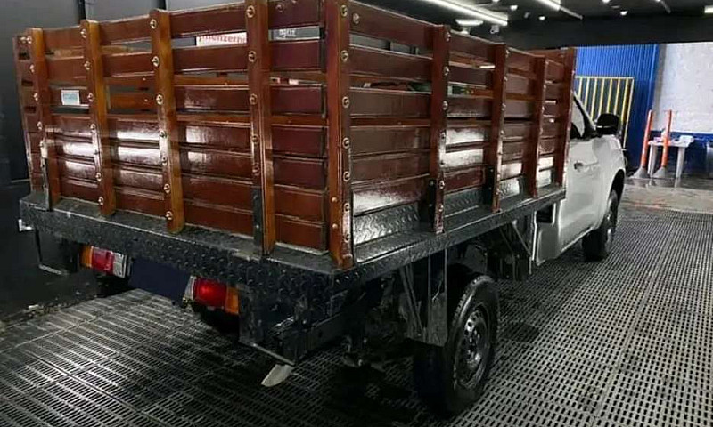 Nissan Frontier Esta...