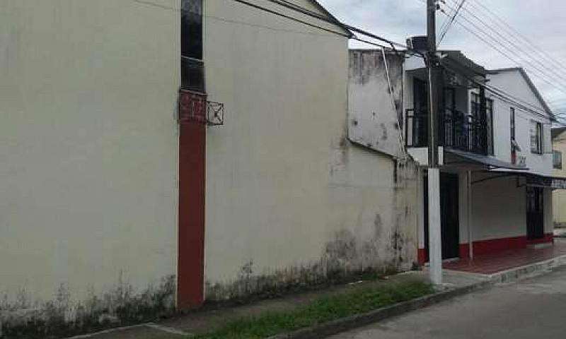 Se Vende Casa...