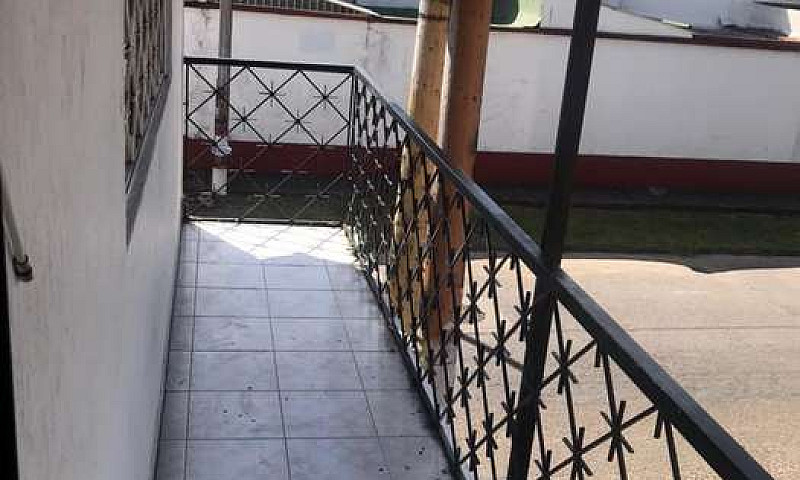 Se Vende Casa...