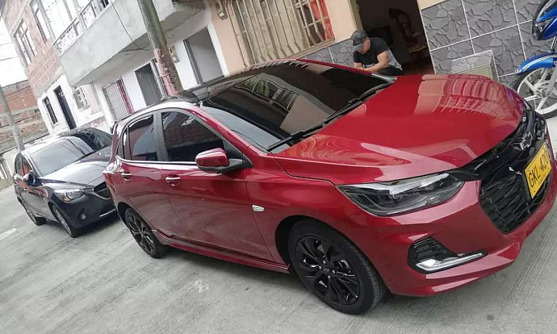 Vendo Chevrolet Onix...