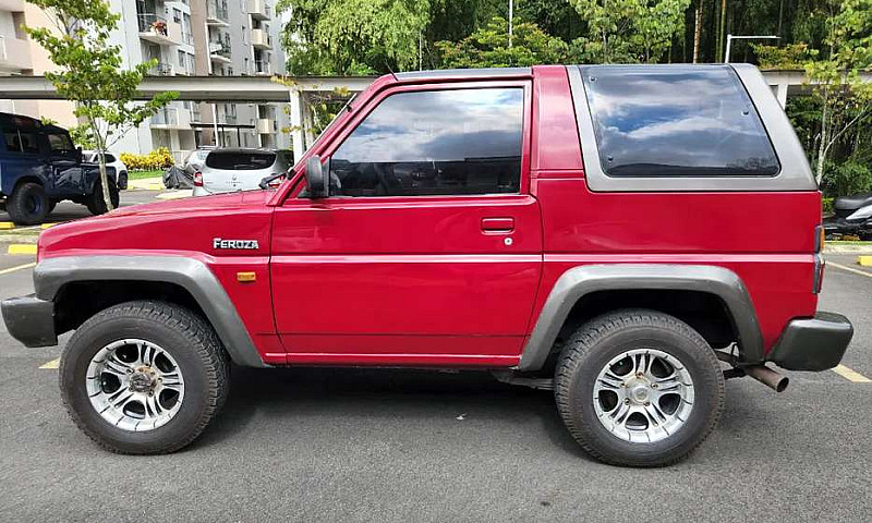 Bonito Daihatsu Fero...