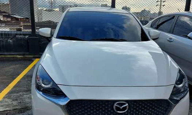 Se Vende Mazda 2 Tur...