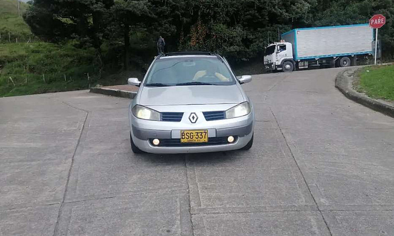 Vendo Renault Megane...