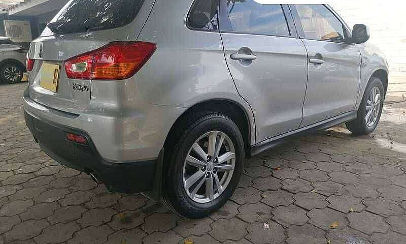 Mitsubishi Asx Id 40...