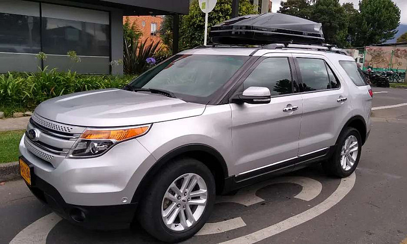 Vendo Ford Explorer ...