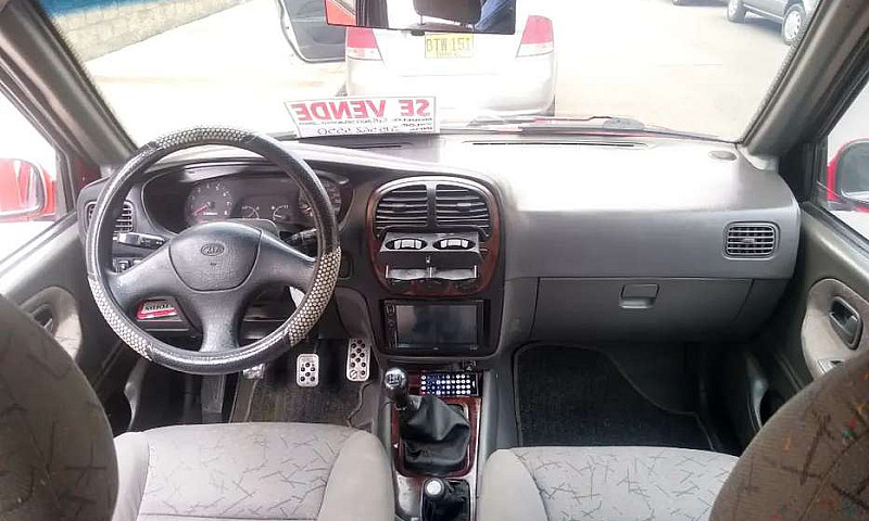 Kia Grand Sportage 2...