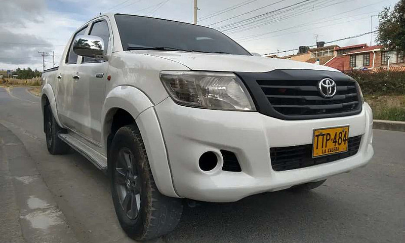 Toyota Hilux 4*4 Die...