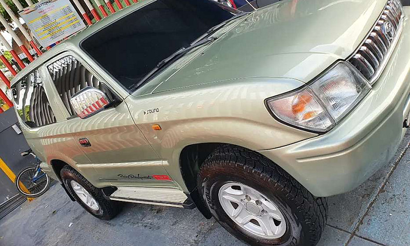 Toyota Prado Sumo 20...