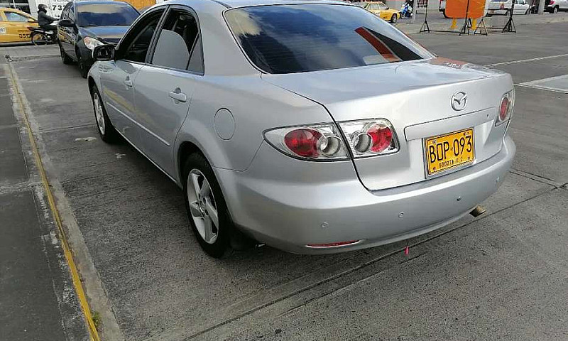 Vendo Mazda 6...