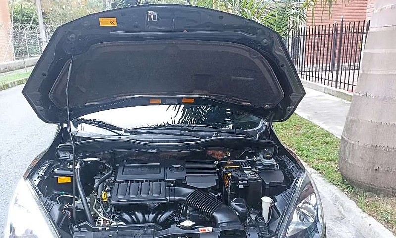 Vencambio Mazda 2 Mo...