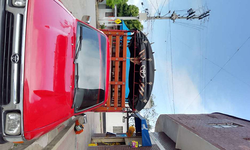 Se Vende Toyota Hilu...