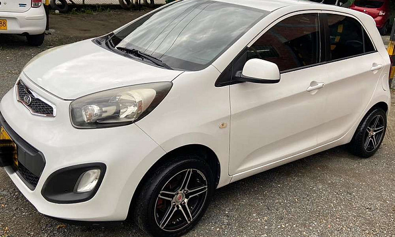 Impecable Picanto Io...