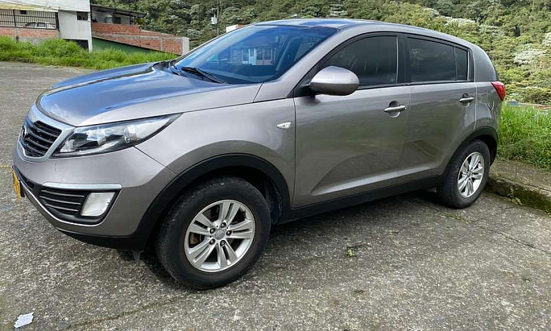 Kia Sportage Revolut...