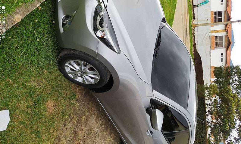 Mazda 2 Turín Modelo...