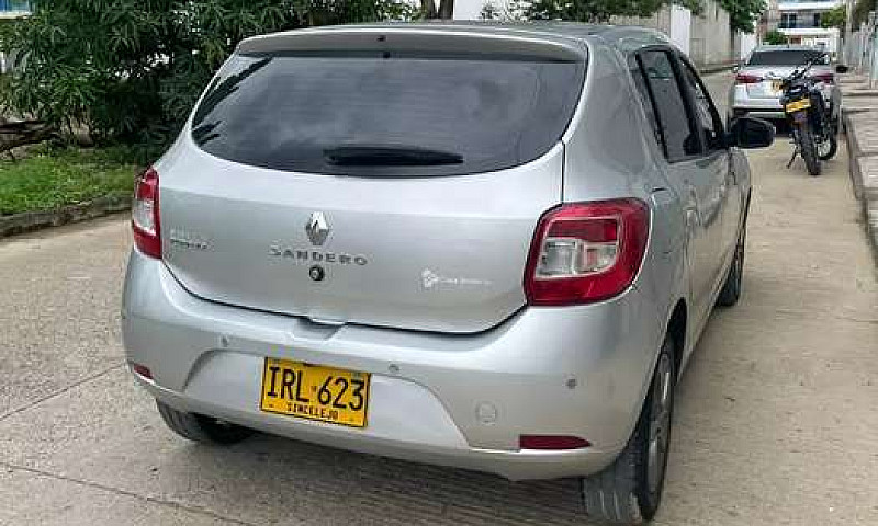 Renault Sandero 2016...