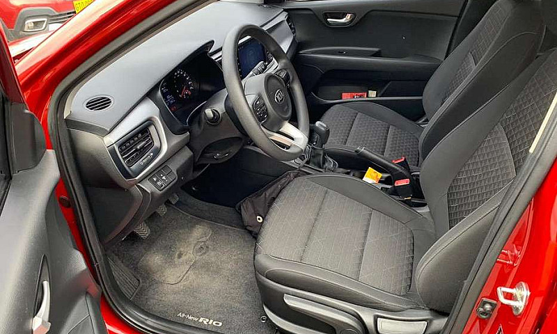 Kia Rio Sedan 1.4 Ex...