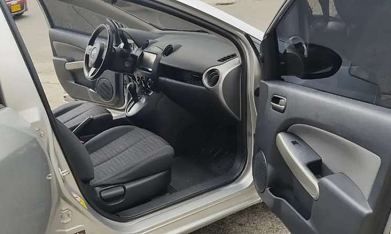 Mazda 2 En Excelente...