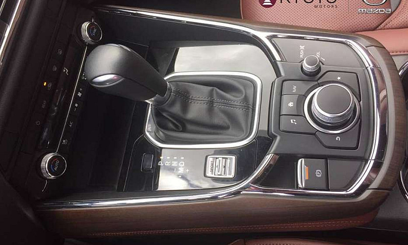 Camioneta Mazda Cx-9...