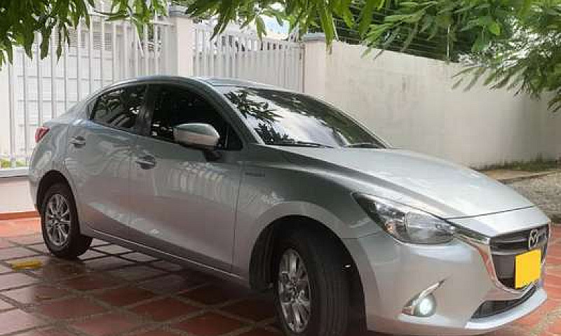 Mazda 2 Prime Automá...