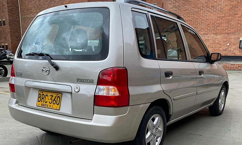 Mazda Demio 1.3 Full...