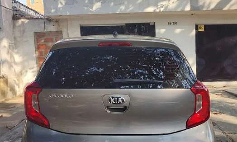 Kia Picanto Zenith 2...
