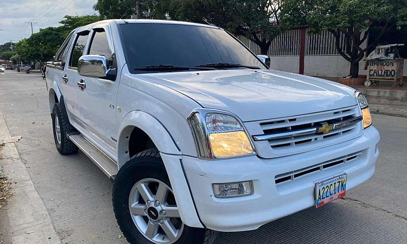 Vendo Chevrolet Dmax...