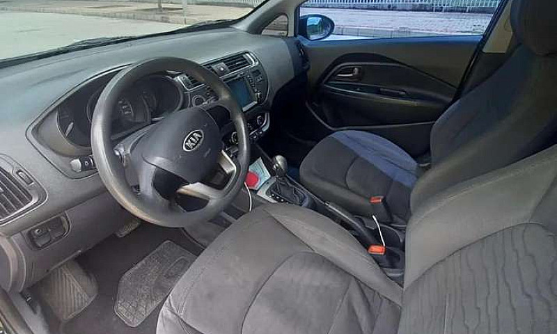 Kia Rio 2015...