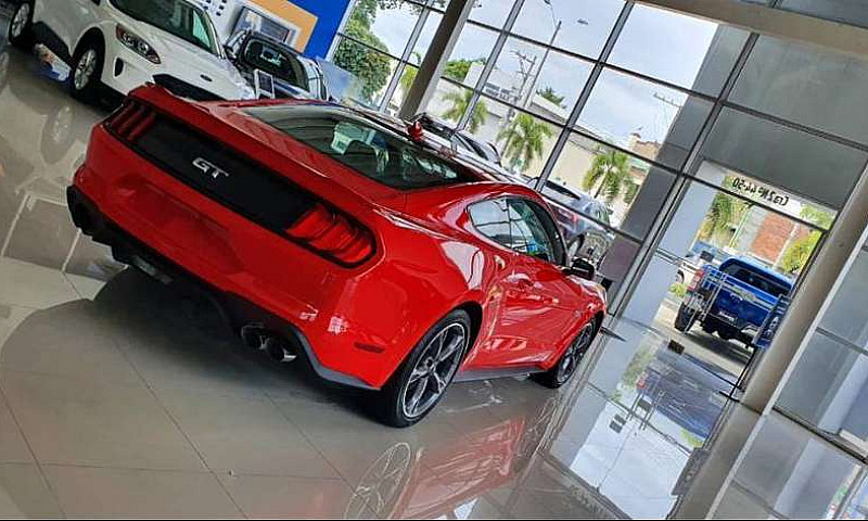 Mustang Gt Premiun...