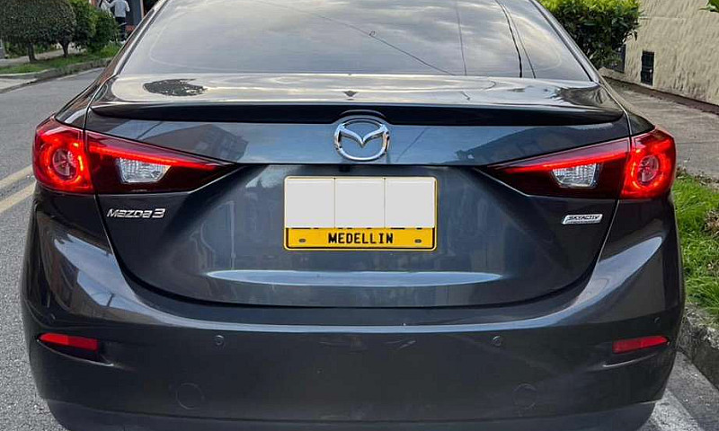 Mazda 3 Grand Tourin...