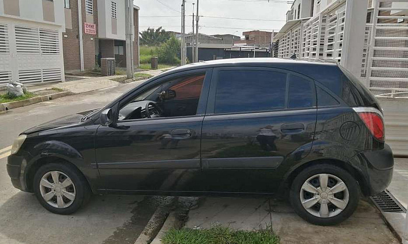 Se Vende Kia Rio Xci...
